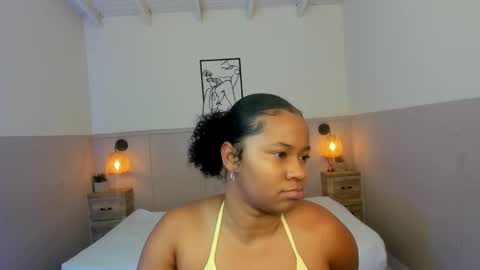 Snapshot of aurorasky7 chatting on 10.05.25 aurorasky7 online show from 10.05.25