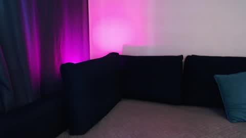 Aurora online show from 04.10.26