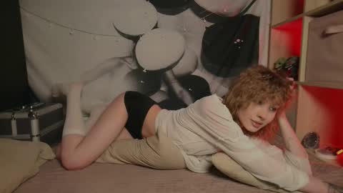 Aurora  online show from 03.01.26