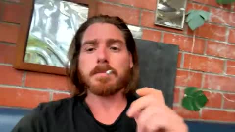 Snapshot of aussie_surf_dude chatting on 02.18.26 Aussie online show from 02.18.26