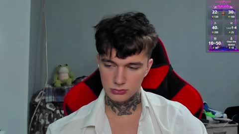 Snapshot of austen_milker chatting on 12.18.24 Austen online show from 12.18.24