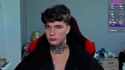 Snapshot of austen_milker chatting on 12.19.24 Austen online show from 12.19.24