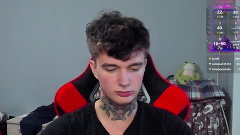 Snapshot of austen_milker chatting on 12.29.24 Austen online show from 12.29.24