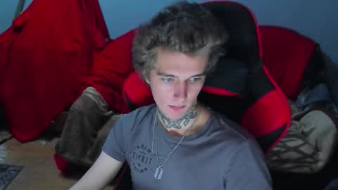 Snapshot of austen_milker chatting on 10.22.25 Austen online show from 10.22.25