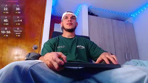 Snapshot of austin_curry chatting on 02.23.25 A online show from 02.23.25