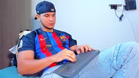 A online show from 03.10.26