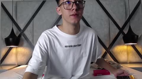 austinreeds online show from 09.25.25