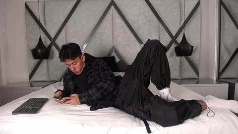 austinreeds online show from 10.01.25