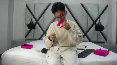 austinreeds online show from 10.08.25