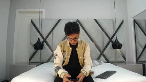 austinreeds online show from 10.15.25