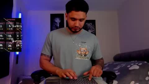 Snapshot of austintorres_ chatting on 02.02.26 AustinTorres online show from 02.02.26