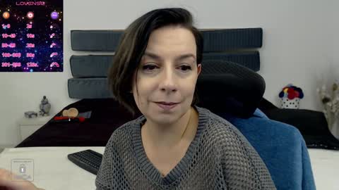 Snapshot of autumnopal chatting on 02.01.25 AutumnOpal online show from 02.01.25