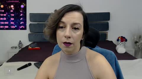 Snapshot of autumnopal chatting on 02.10.25 AutumnOpal online show from 02.10.25