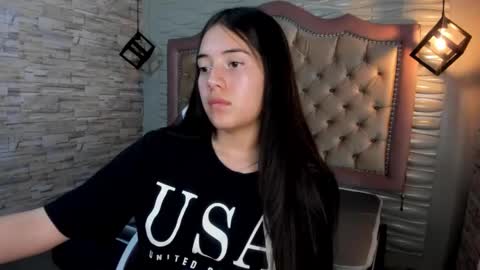 Snapshot of ava_broown chatting on 12.04.24              online show from 12.04.24