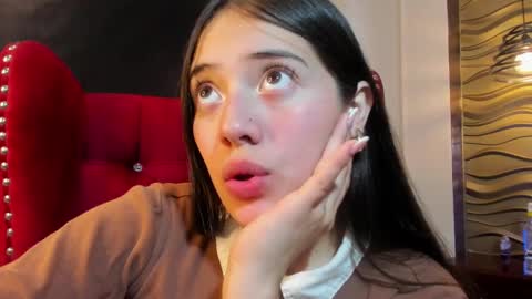 Snapshot of ava_broown chatting on 12.14.24              online show from 12.14.24