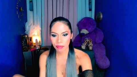 Ava online show from 02.01.25