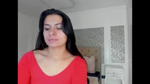 Ava  online show from 11.08.25