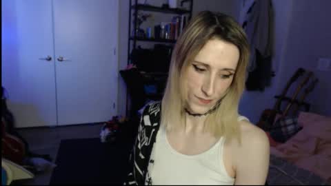 Snapshot of ava_reinhart_999 chatting on 02.13.26 Ava online show from 02.13.26