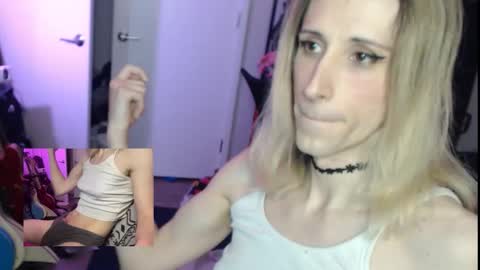 Snapshot of ava_reinhart_999 chatting on 02.14.26 Ava online show from 02.14.26