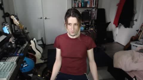 Ava online show from 04.04.26