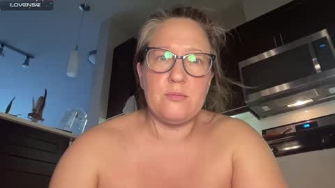 Snapshot of avabradley chatting on 01.16.25 Ava . Support my channel by using my affiliate link to make your account Thanks online show from 01.16.25