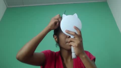 avalericherrycm101 online show from 11.18.25