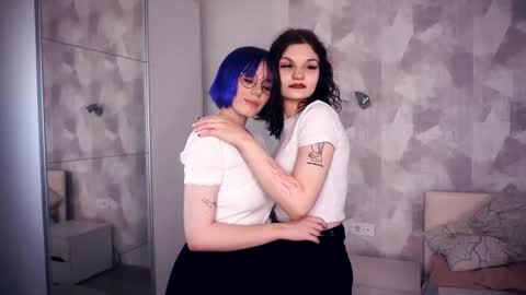 avaobierne online show from 11.19.25