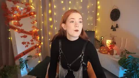 Snapshot of avaryder chatting on 10.22.25  Ava  online show from 10.22.25