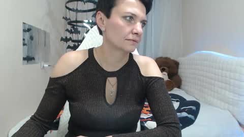 avasaturnian online show from 10.10.25