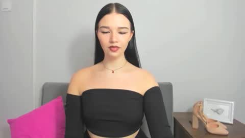 Snapshot of avasensitive69 chatting on 10.17.25 avasensitive69 online show from 10.17.25