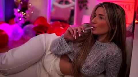 Carina online show from 02.15.25