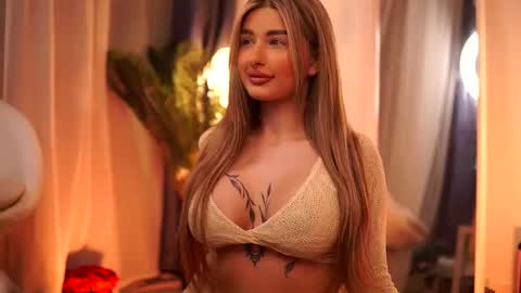 Carina online show from 03.10.25