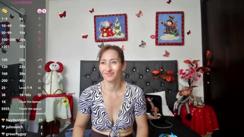 Ava Tomas online show from 12.25.24