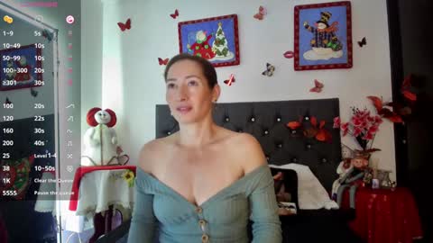 Ava Tomas online show from 12.31.24