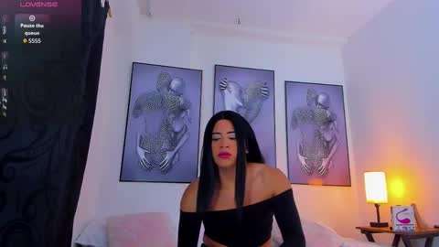 Snapshot of avavega_1 chatting on 10.07.25 Avavega 1 online show from 10.07.25