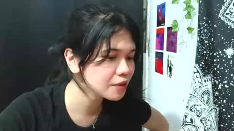 Snapshot of ave_tt chatting on 05.24.26 ave_tt online show from 05.24.26