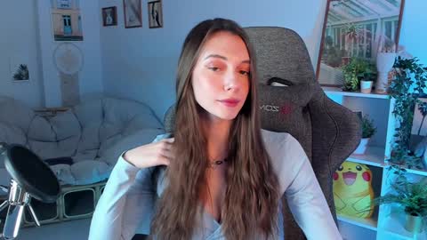 Avie online show from 01.08.25