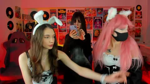 Avie online show from 01.30.25