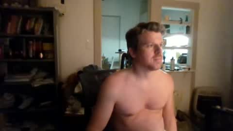 Snapshot of avenger8248 chatting on 10.10.25 Avenger online show from 10.10.25