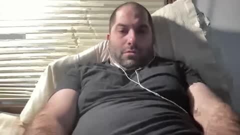 Snapshot of averagejoe345977 chatting on 02.28.26 averagejoe345977 online show from 02.28.26