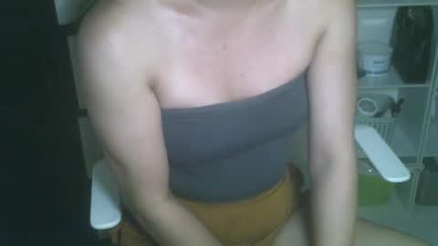 Snapshot of averageuncut1 chatting on 01.19.25 Rhian online show from 01.19.25
