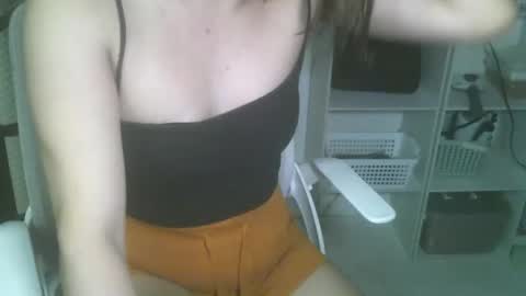 Snapshot of averageuncut1 chatting on 01.25.25 Rhian online show from 01.25.25