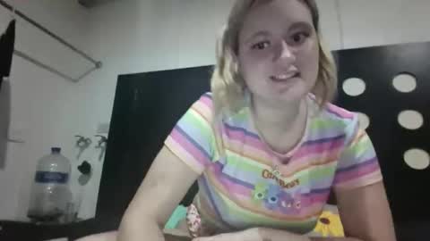 Avery Doll online show from 06.11.26