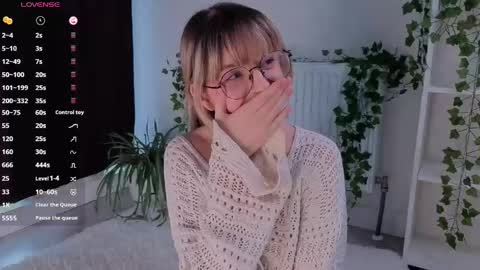 aviaveavi online show from 03.23.26