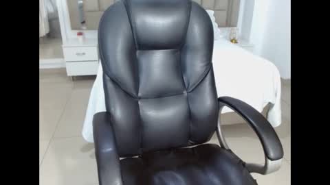 Lilith online show from 09.18.25