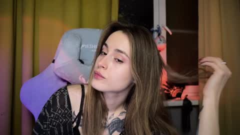 Snapshot of aviva_faith chatting on 12.12.24 Aviva online show from 12.12.24