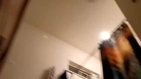 Snapshot of avocadobananasmoothie chatting on 03.22.26 ask me online show from 03.22.26