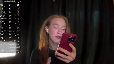 avril_pearly_ online show from 03.31.26