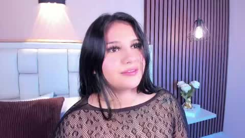 Avy  online show from 04.12.26