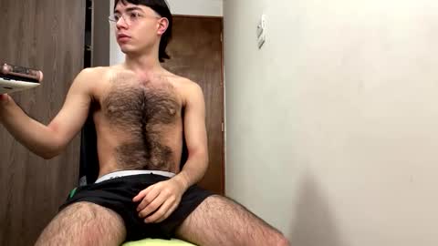 AndrewXxl independent online show from 03.31.26